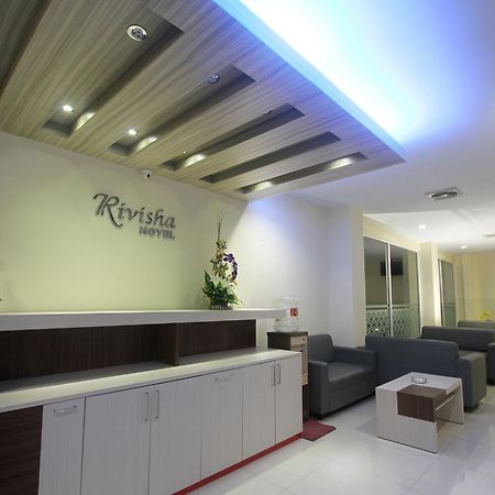 Rivisha Hotel Maguwo Exterior foto