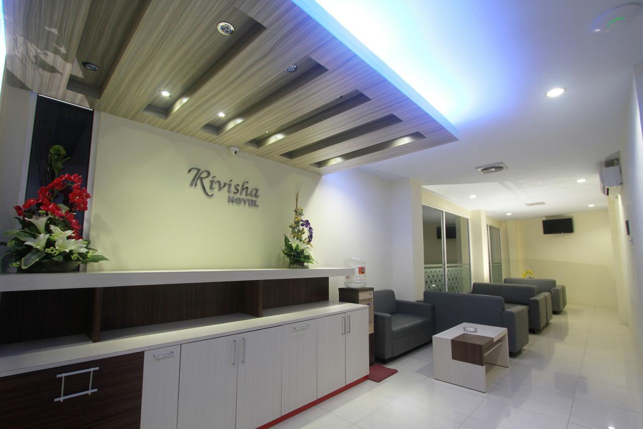 Rivisha Hotel Maguwo Exterior foto